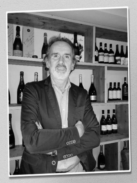 Ugo , il titolare del ristorante Ugo - titolare del ristorante